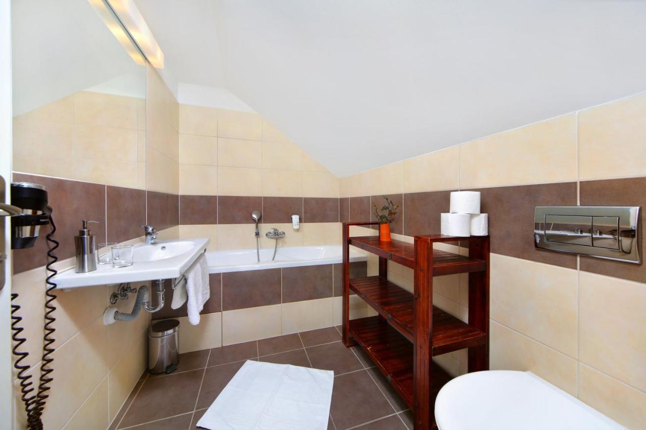 Hotel Erika 3*